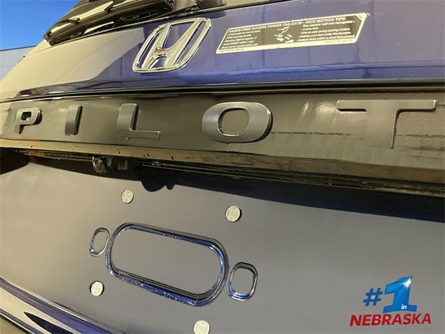 2025 Honda Pilot Touring w/ Tow Package