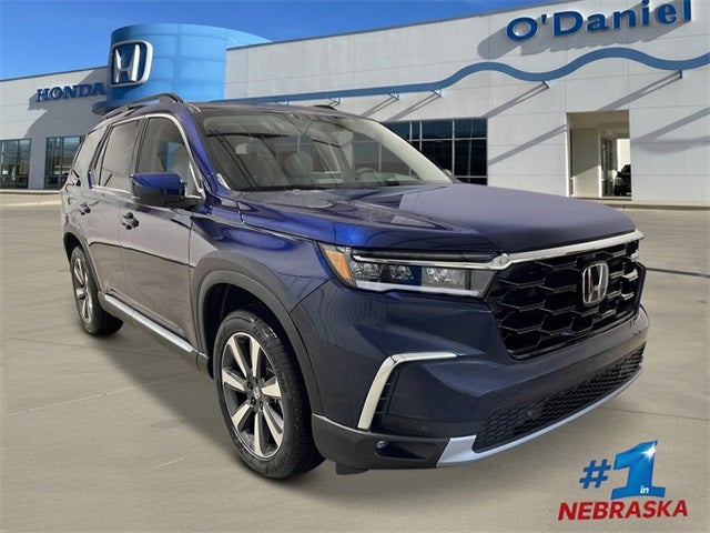 2025 Honda Pilot Touring w/ Tow Package