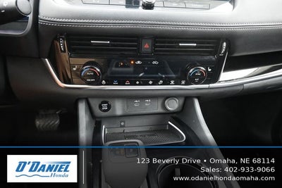 2024 Nissan Rogue SL