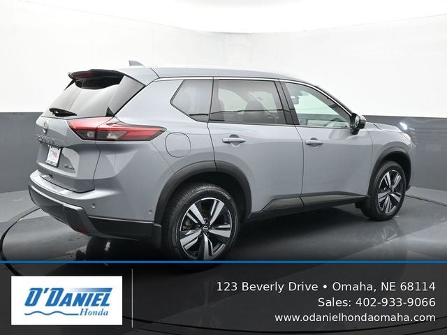 2024 Nissan Rogue SL