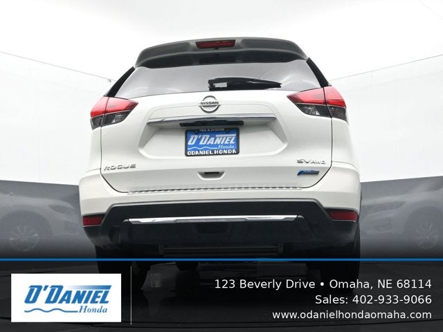 2017 Nissan Rogue Hybrid SV