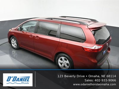 2017 Toyota Sienna LE 8 Passenger