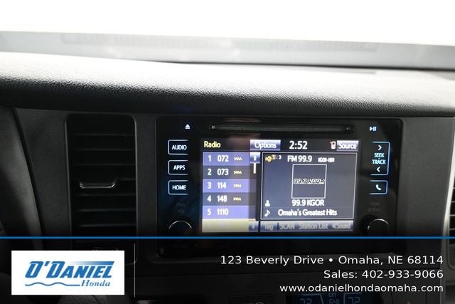 2017 Toyota Sienna LE 8 Passenger