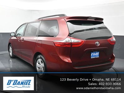 2017 Toyota Sienna LE 8 Passenger