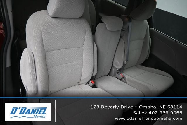 2017 Toyota Sienna LE 8 Passenger