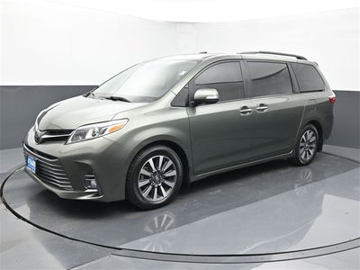 2019 Toyota Sienna L 7 Passenger