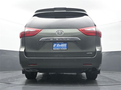 2019 Toyota Sienna L 7 Passenger
