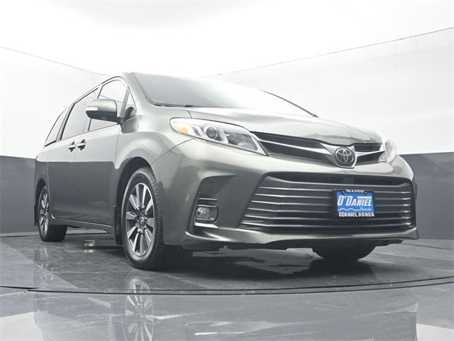 2019 Toyota Sienna L 7 Passenger