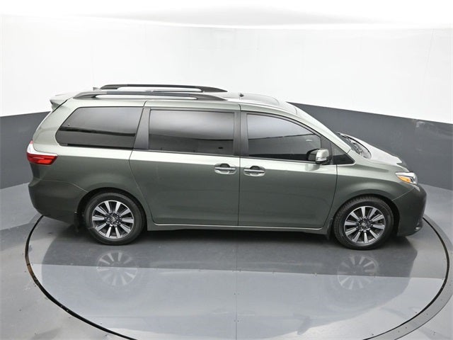 2019 Toyota Sienna L 7 Passenger