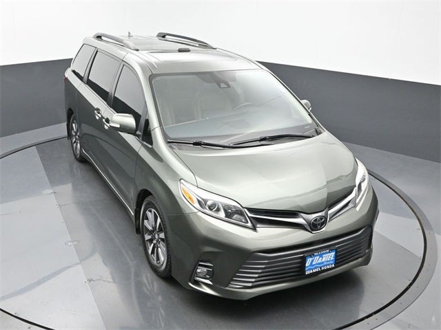 2019 Toyota Sienna L 7 Passenger