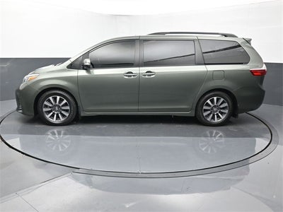 2019 Toyota Sienna L 7 Passenger