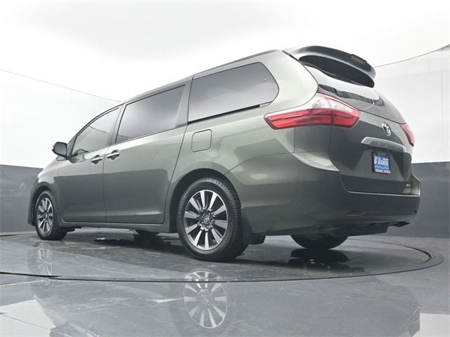 2019 Toyota Sienna L 7 Passenger
