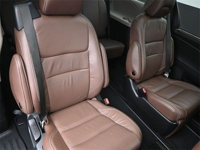 2019 Toyota Sienna L 7 Passenger