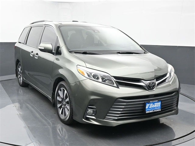 2019 Toyota Sienna L 7 Passenger