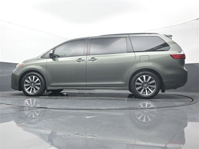 2019 Toyota Sienna L 7 Passenger