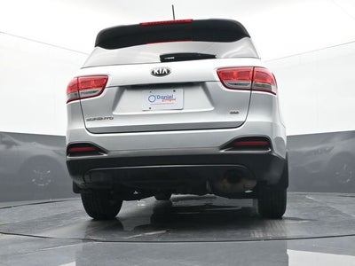 2017 Kia Sorento L
