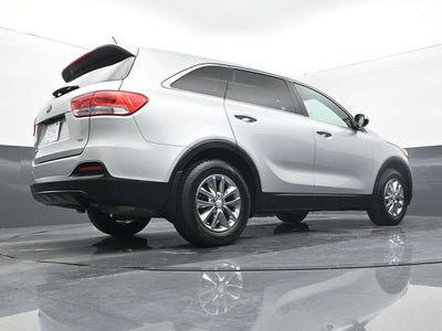 2017 Kia Sorento L