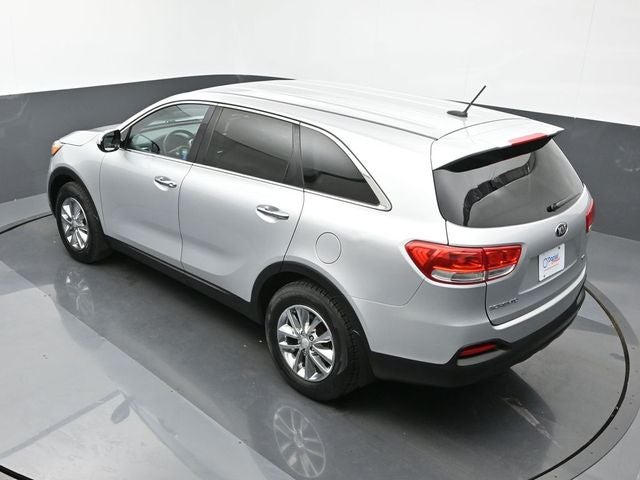 2017 Kia Sorento L