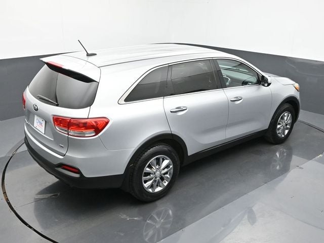 2017 Kia Sorento L