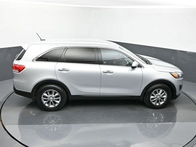2017 Kia Sorento L