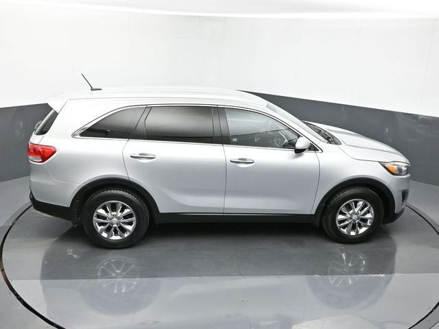 2017 Kia Sorento L
