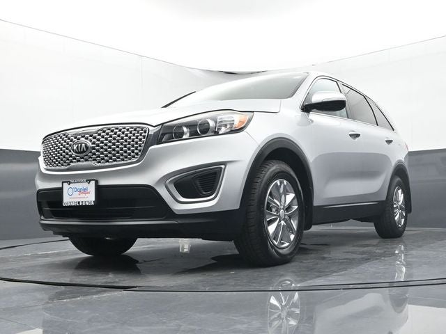 2017 Kia Sorento L