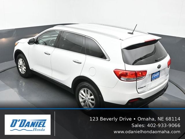 2017 Kia Sorento LX