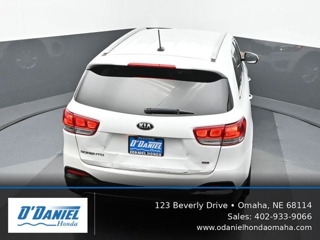 2017 Kia Sorento LX