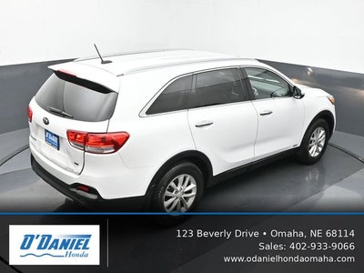 2017 Kia Sorento LX