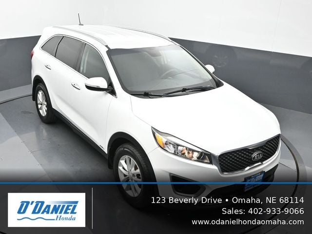 2017 Kia Sorento LX