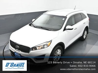 2017 Kia Sorento LX