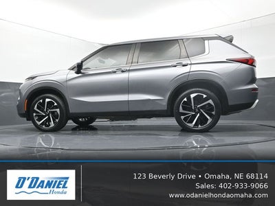 2022 Mitsubishi Outlander SE