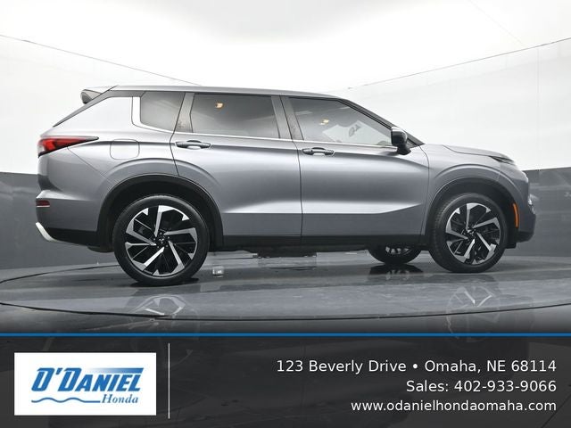 2022 Mitsubishi Outlander SE