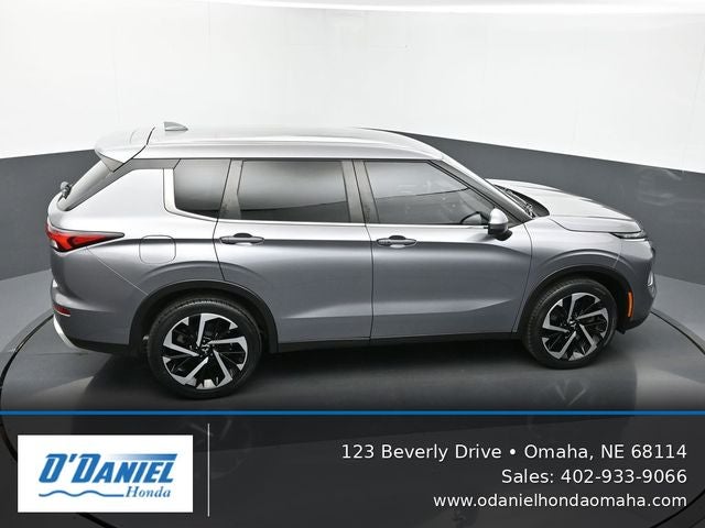 2022 Mitsubishi Outlander SE