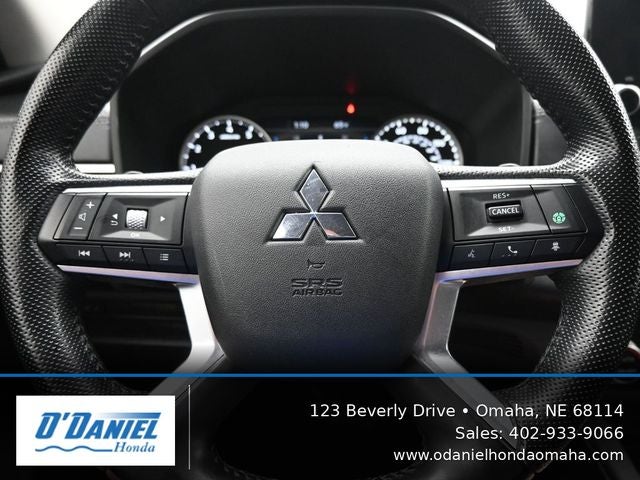 2022 Mitsubishi Outlander SE