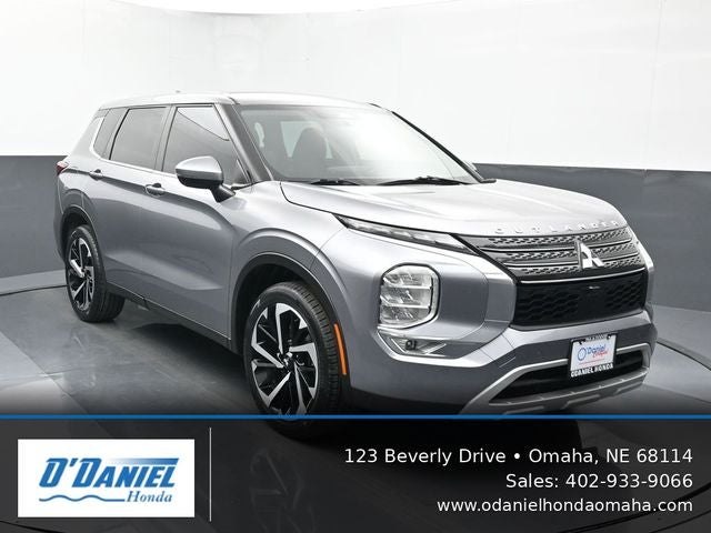 2022 Mitsubishi Outlander SE