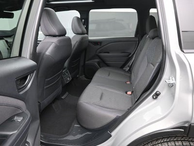 2025 Subaru Forester Premium