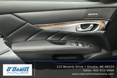 2015 INFINITI Q70L 3.7X