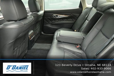 2015 INFINITI Q70L 3.7X