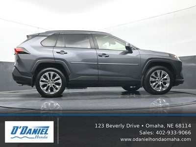 2020 Toyota RAV4 XLE Premium
