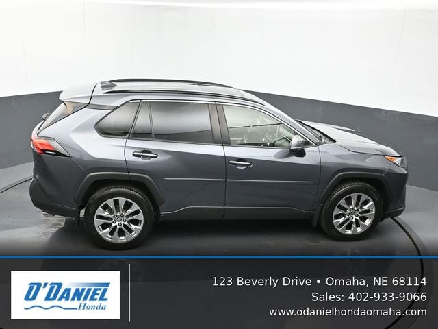 2020 Toyota RAV4 XLE Premium
