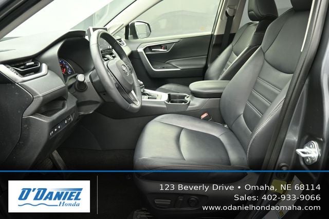 2020 Toyota RAV4 XLE Premium