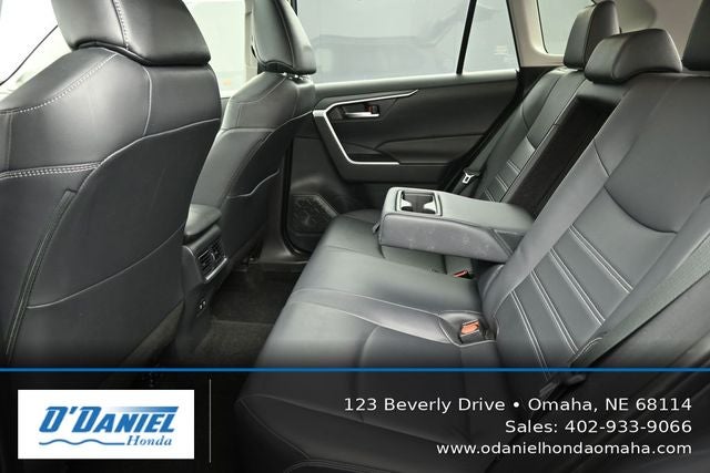2020 Toyota RAV4 XLE Premium