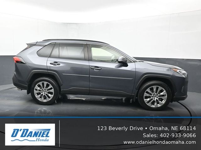 2020 Toyota RAV4 XLE Premium