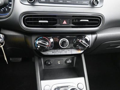 2022 Hyundai Kona SE