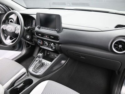 2022 Hyundai Kona SE