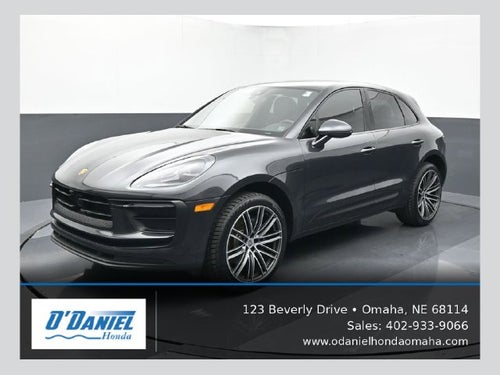 2023 Porsche Macan Base