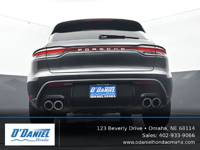 2023 Porsche Macan Base