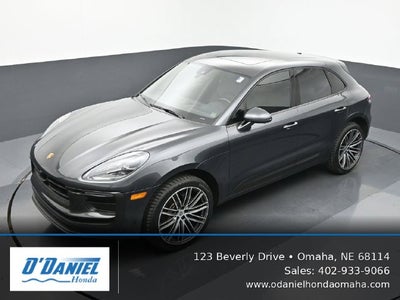 2023 Porsche Macan Base