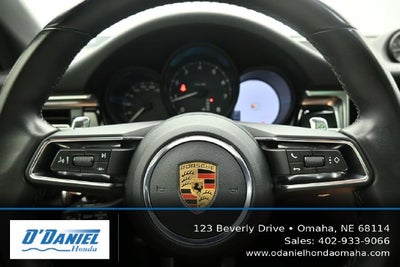 2023 Porsche Macan Base